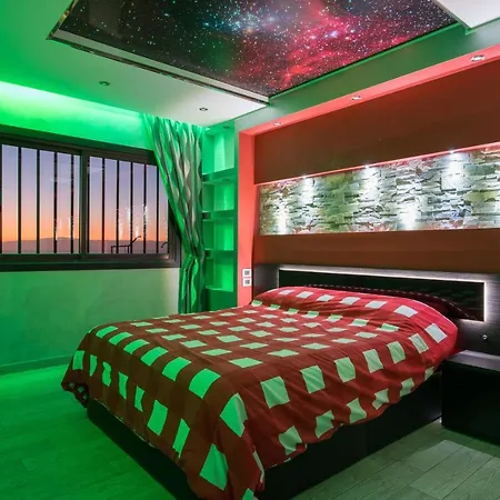 109 Penthouse , Incredible View, Marco 아파트호텔 3*