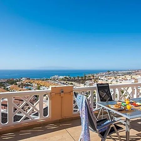 109 Penthouse , Incredible View, Marco Apartmanhotel 3*