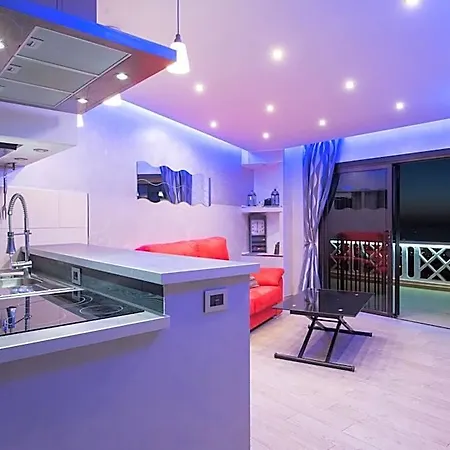 109 Penthouse , Incredible View, Marco アパートホテル 3*