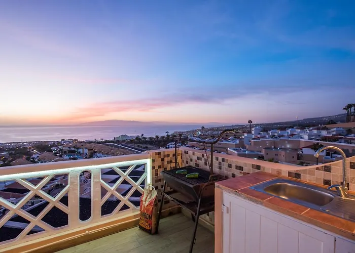 109 Penthouse , Incredible View, Marco Aparthotel Costa Adeje (Tenerife)