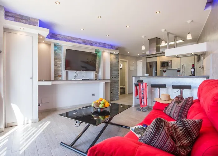 Apart Otel 109 Penthouse , Incredible View, Marco 3*